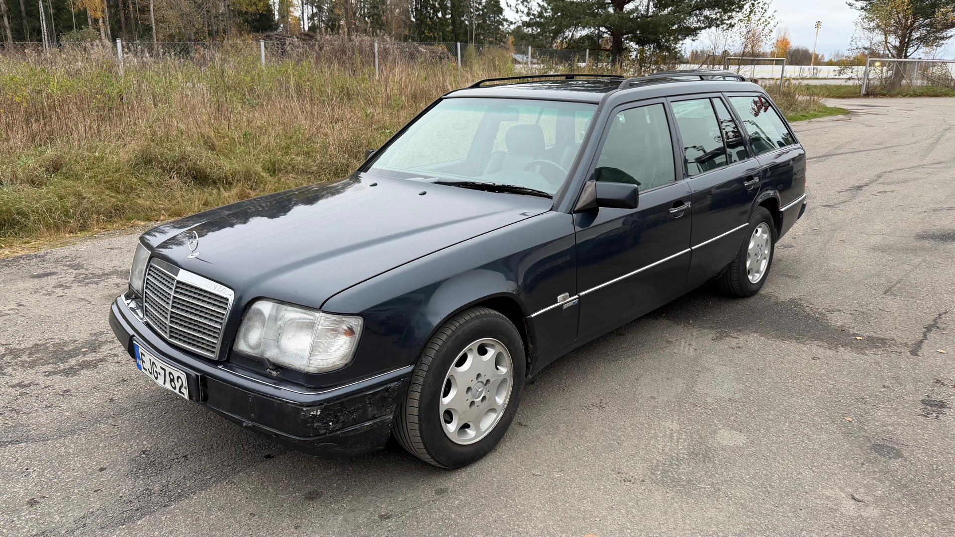 Mercedes-Benz E 320