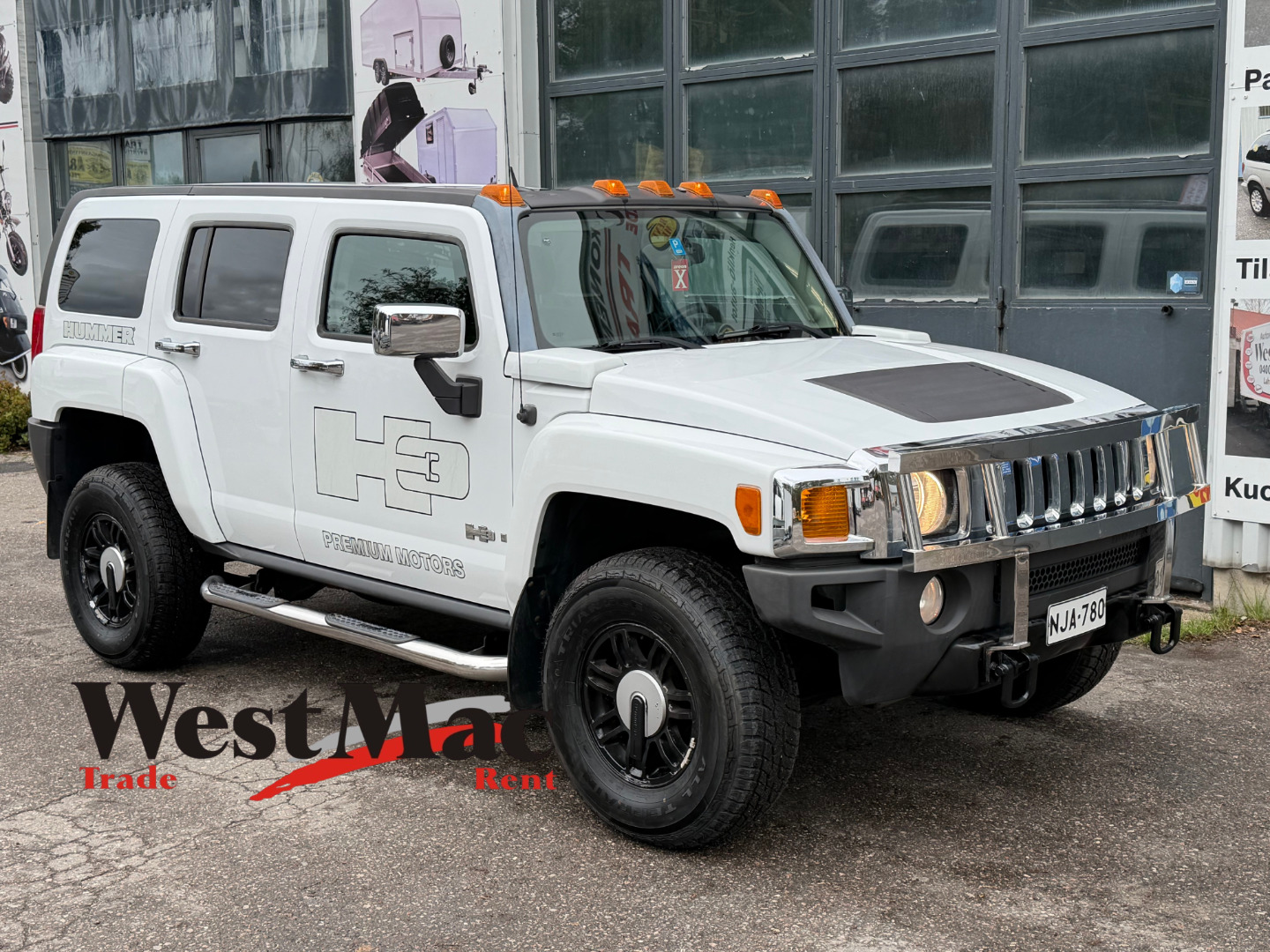Hummer H3