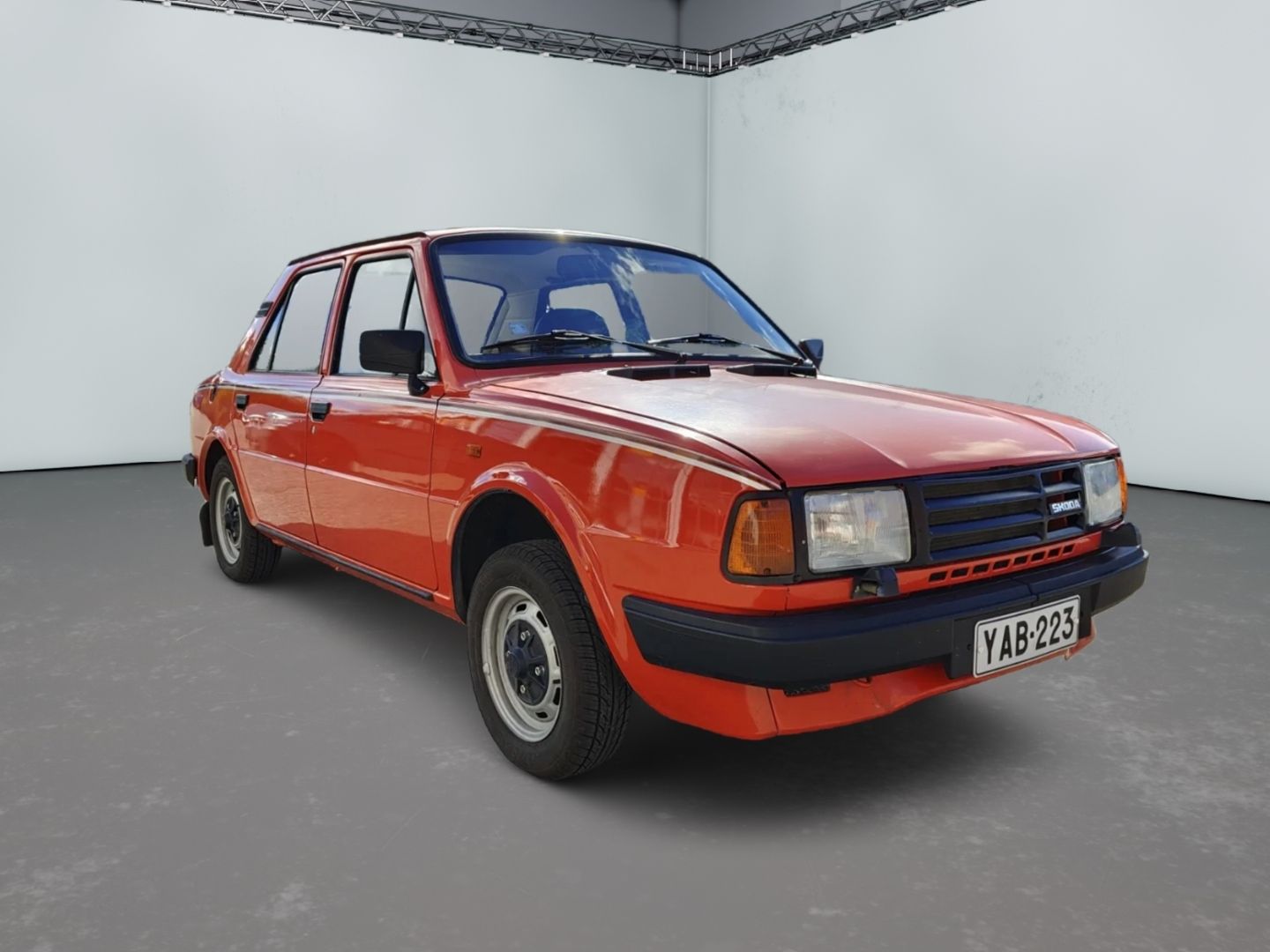 Skoda 120