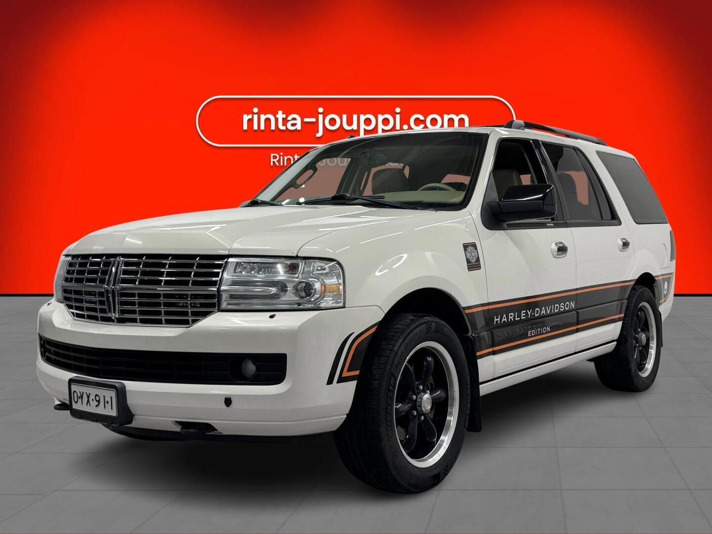 Lincoln Navigator