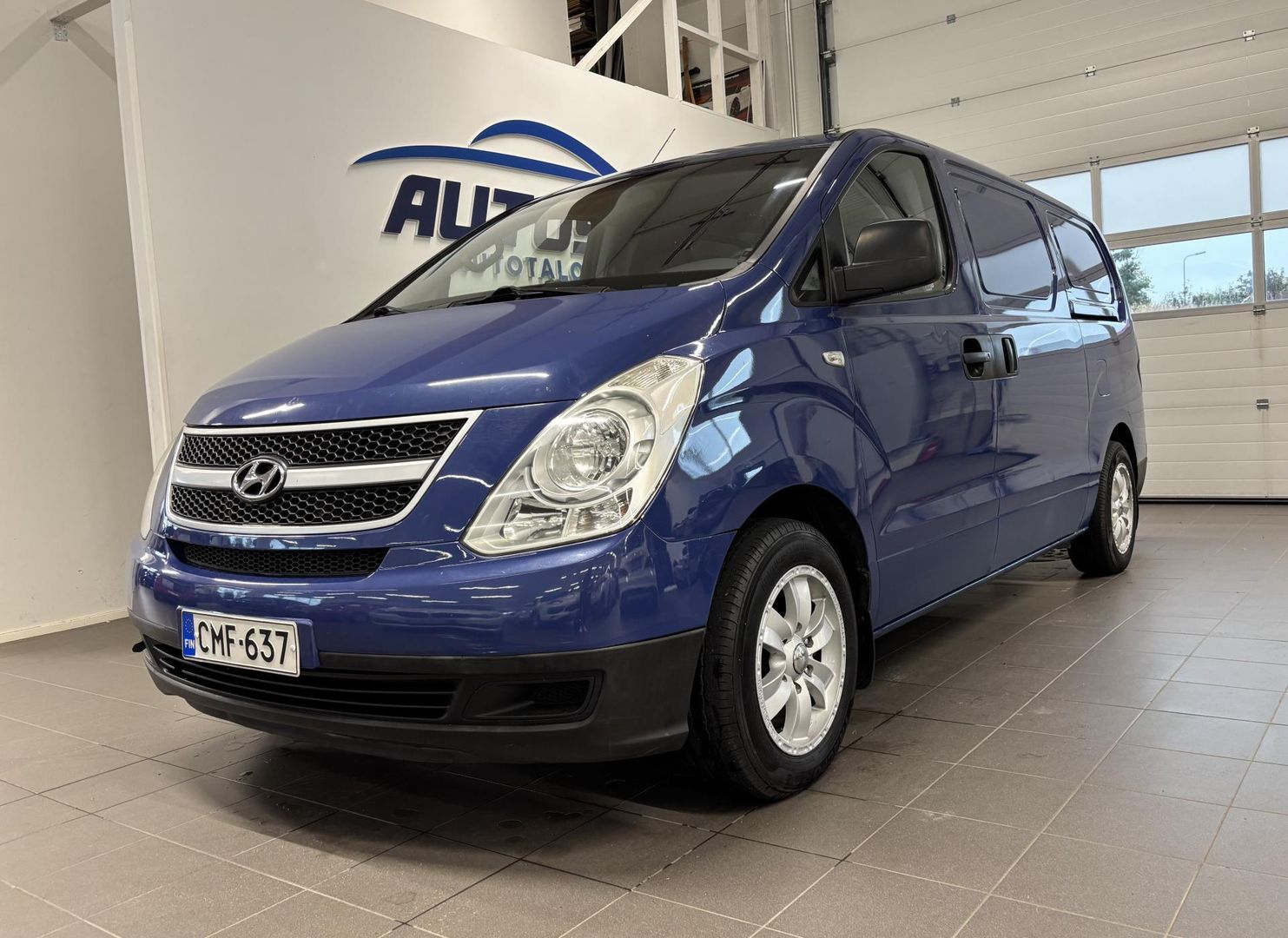 Hyundai H-1
