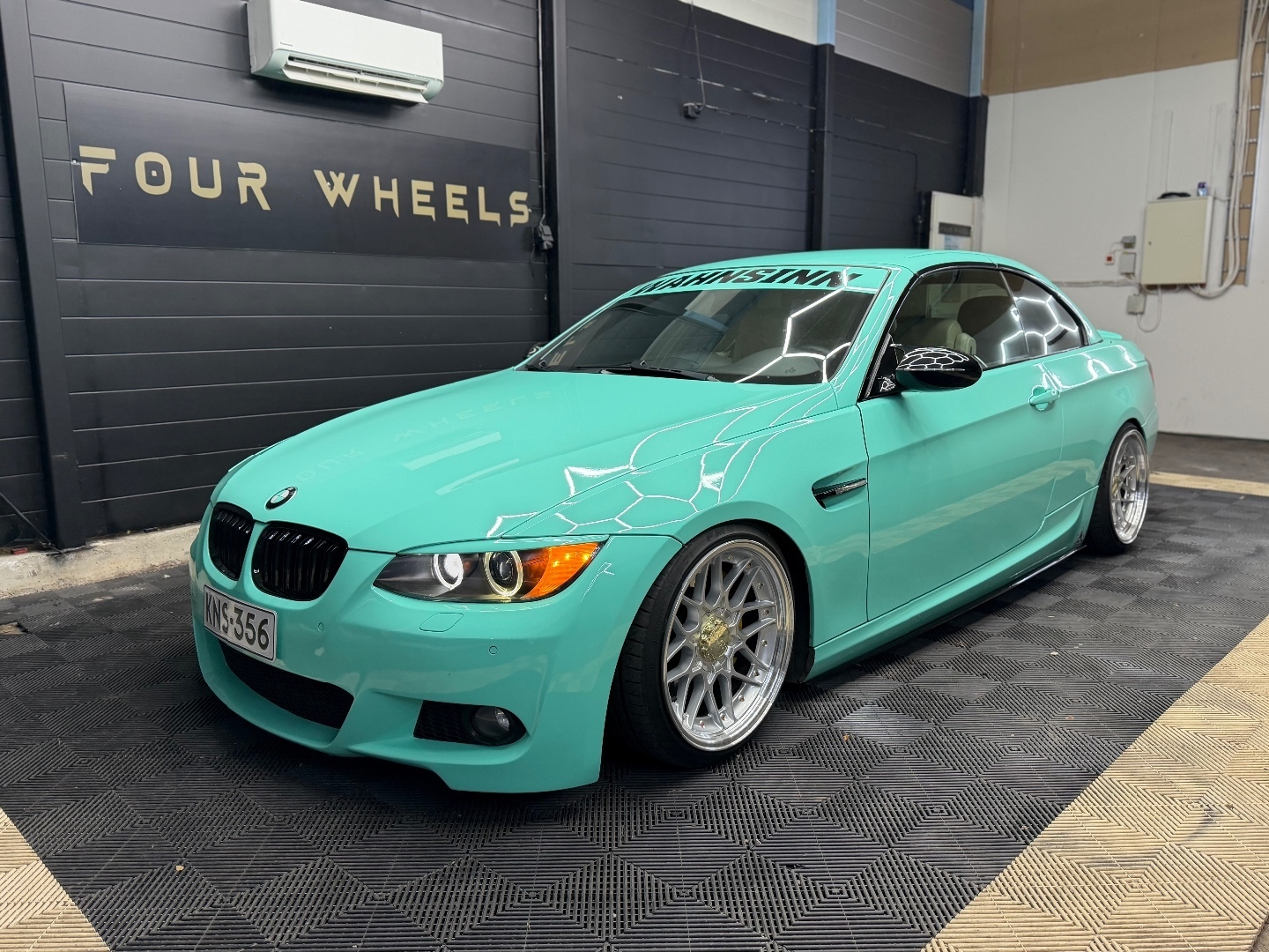 BMW 335