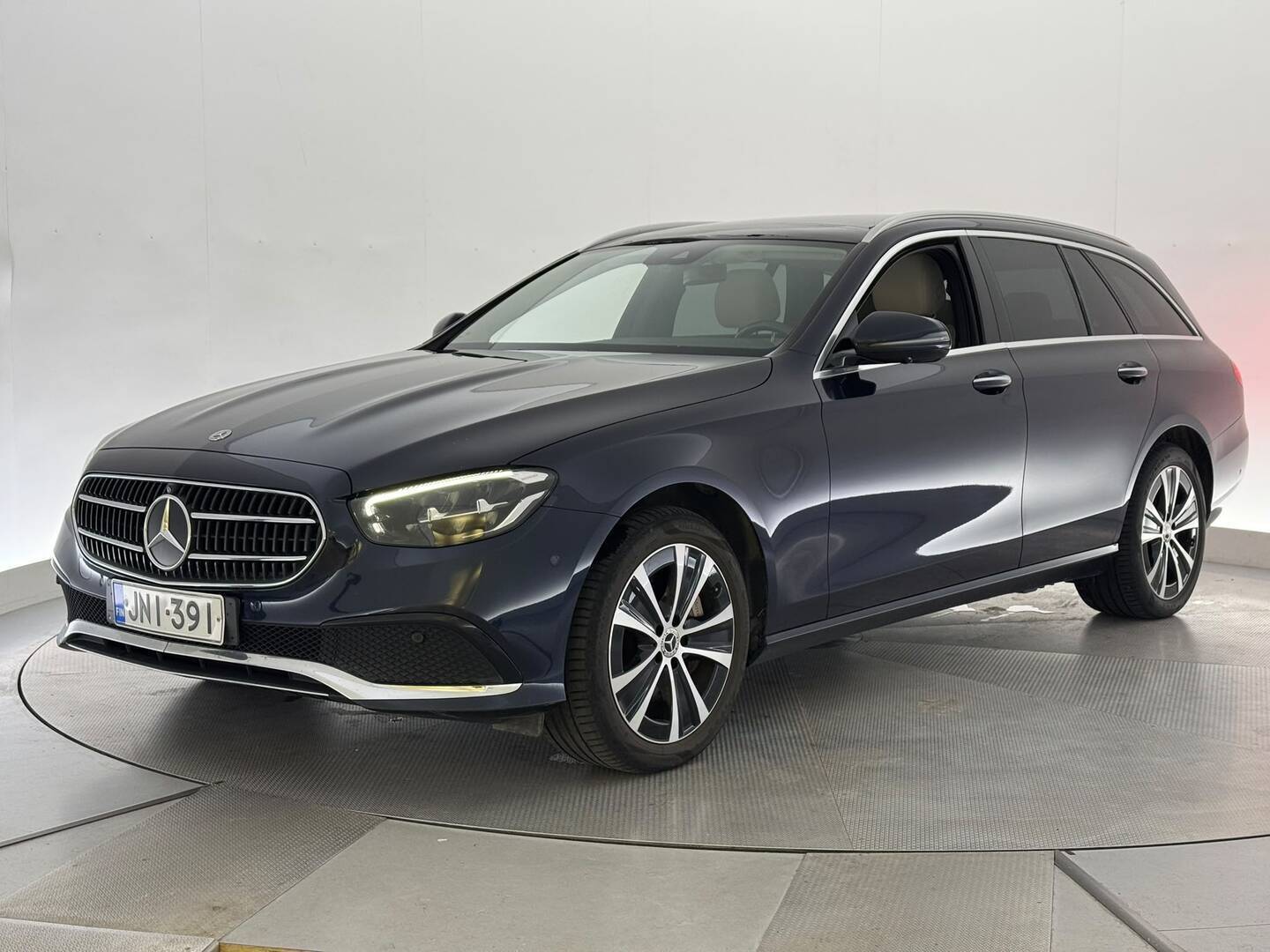 Mercedes-Benz E