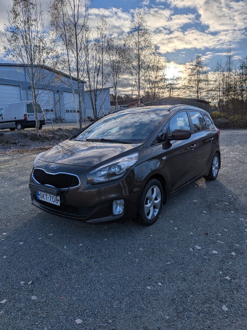 Kia Carens