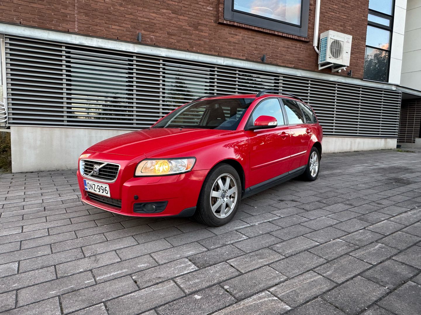 Volvo V50