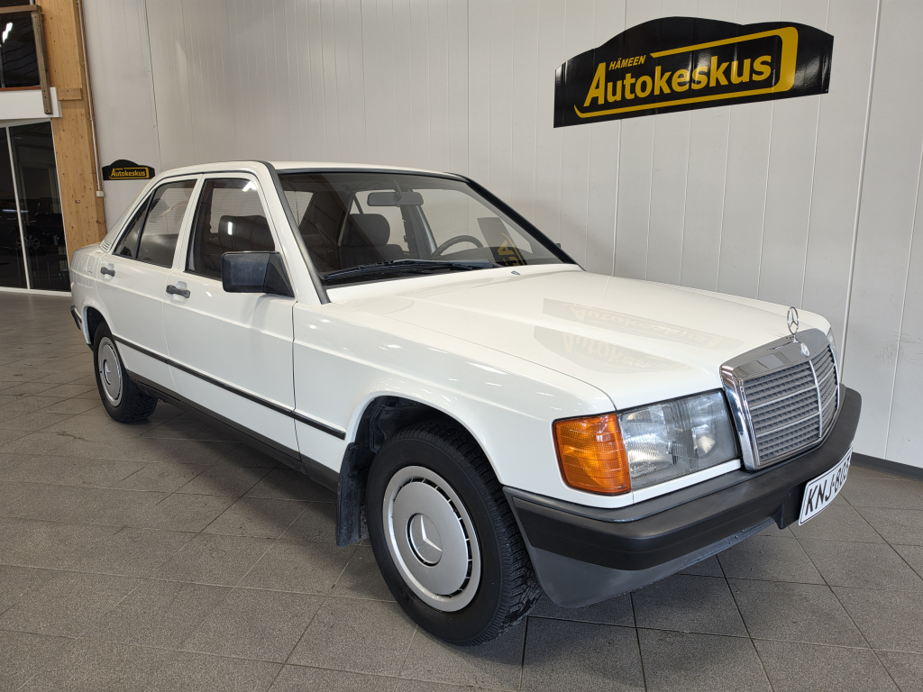 Mercedes-Benz 190