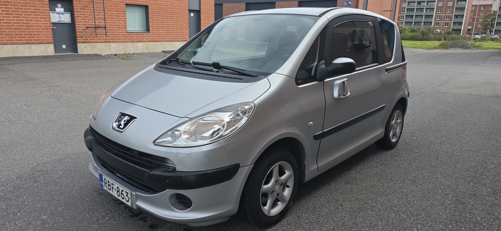 Peugeot 1007