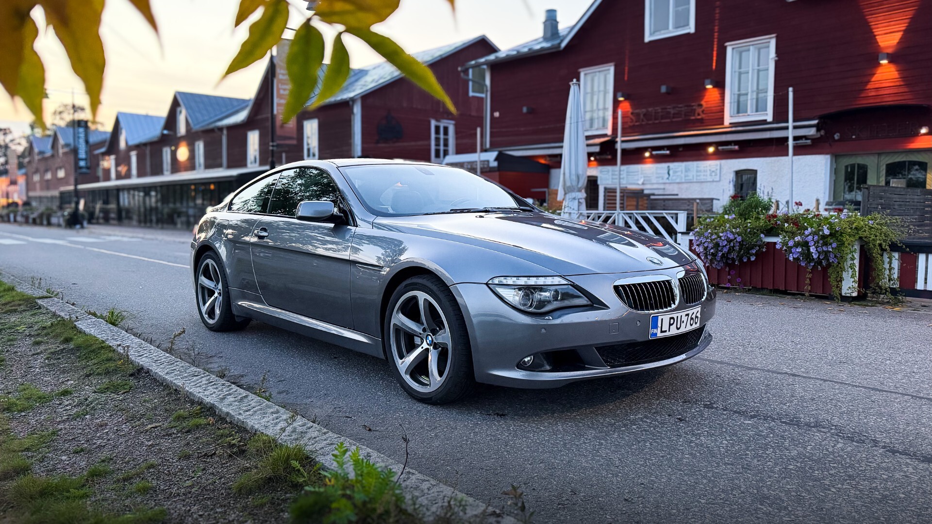 BMW 650