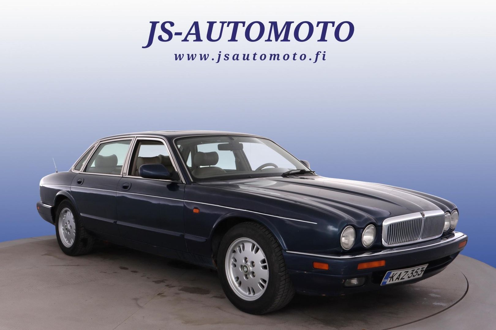 Jaguar XJ6