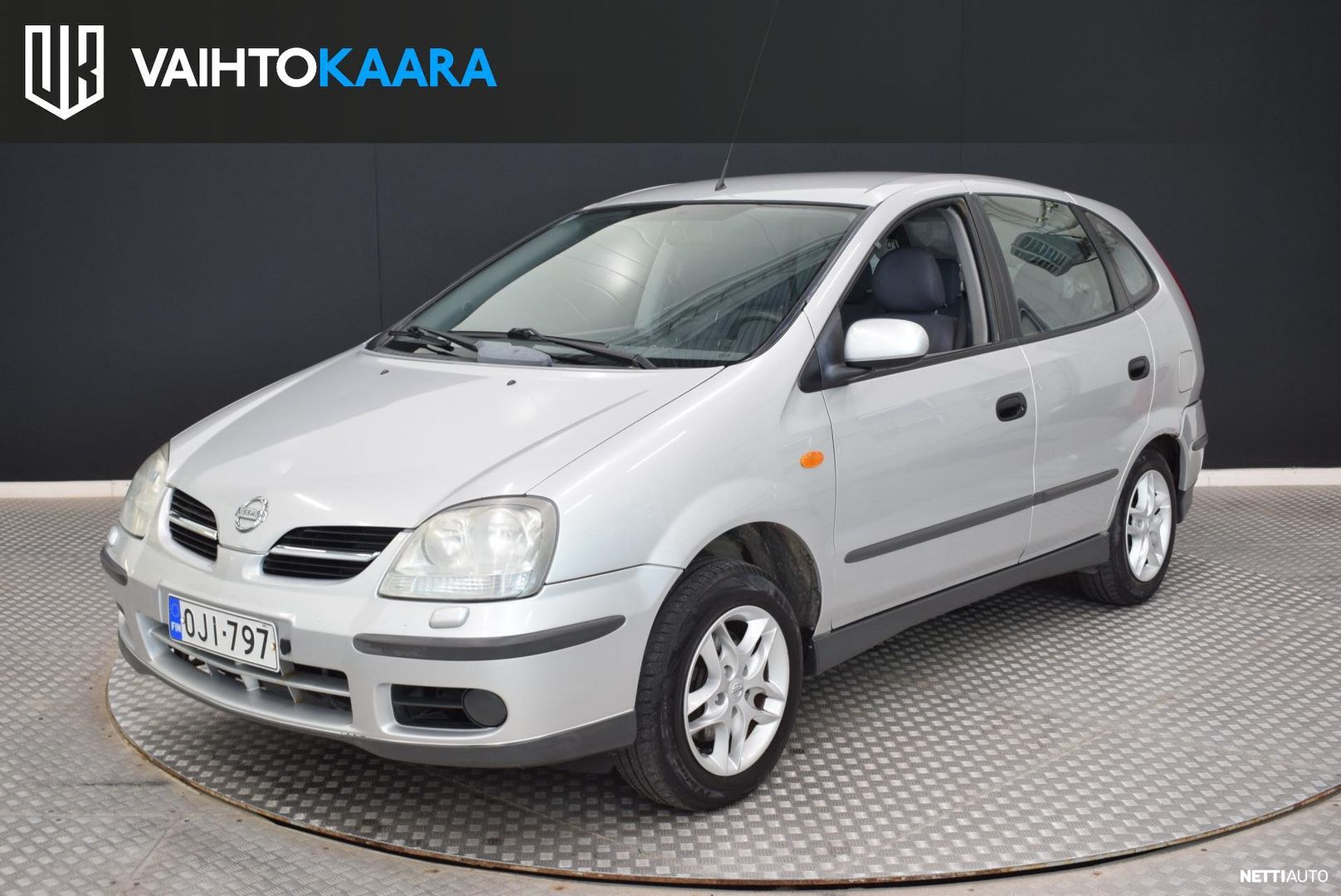 Nissan Almera Tino