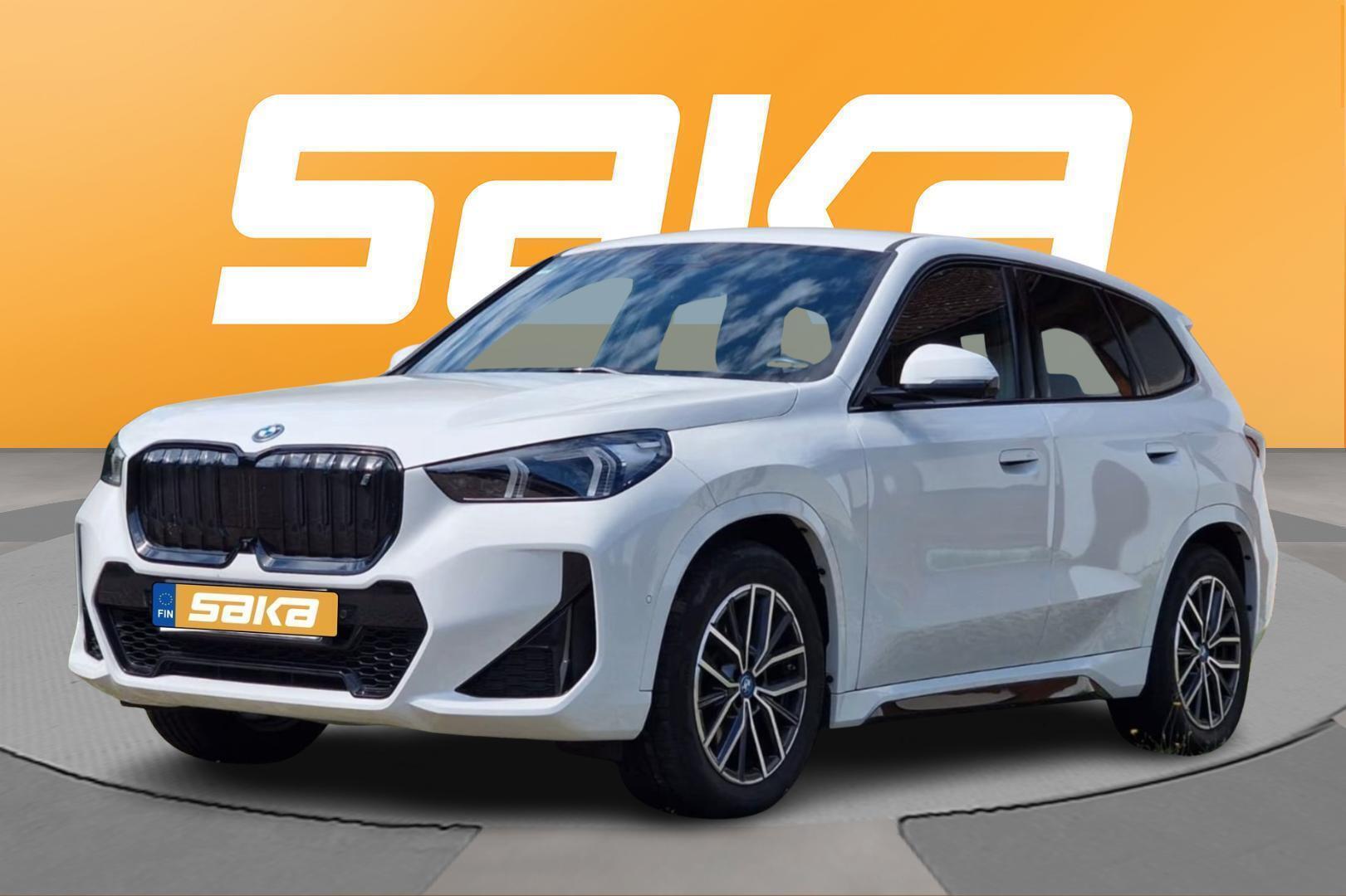 BMW iX1