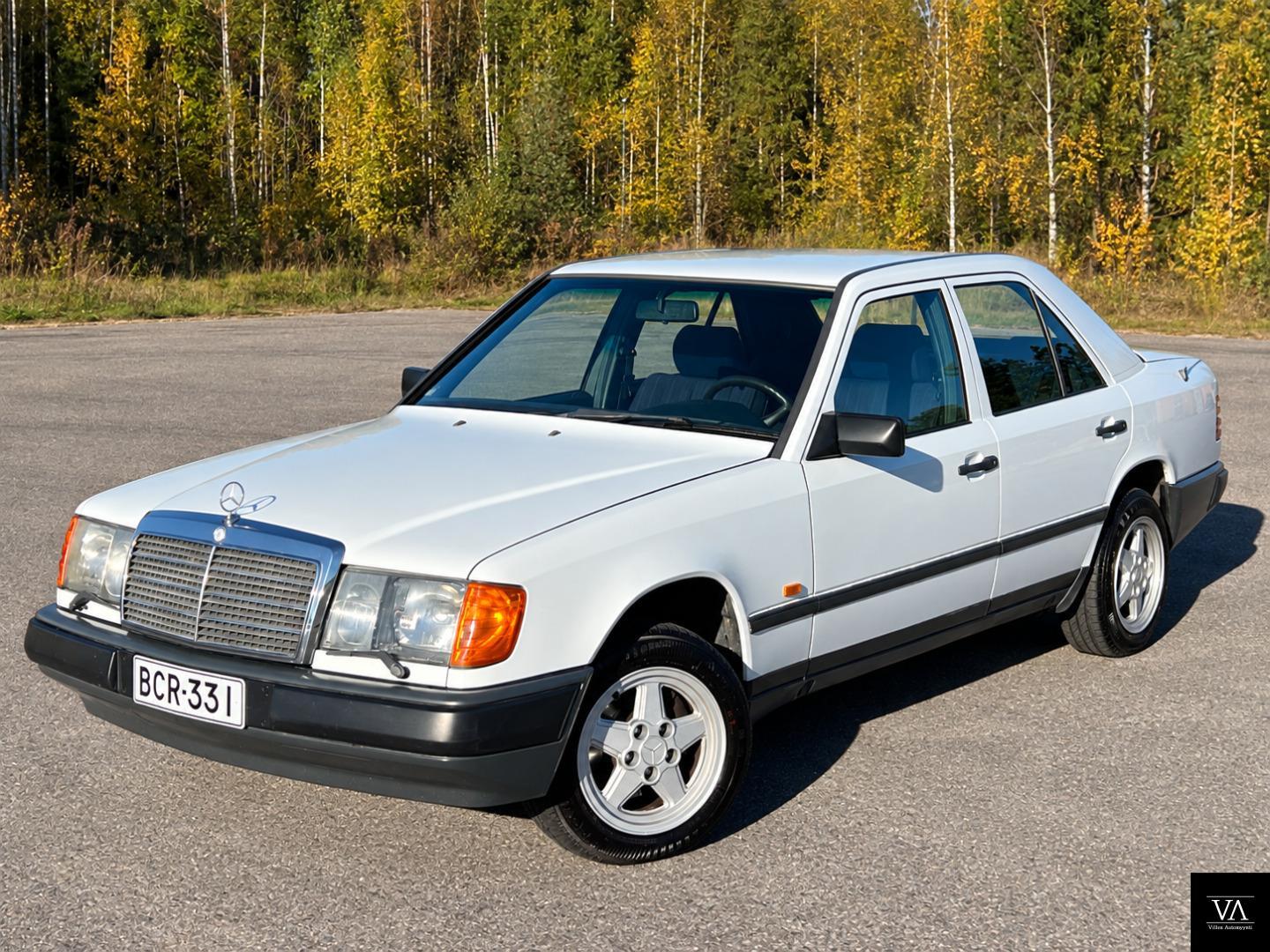 Mercedes-Benz 200