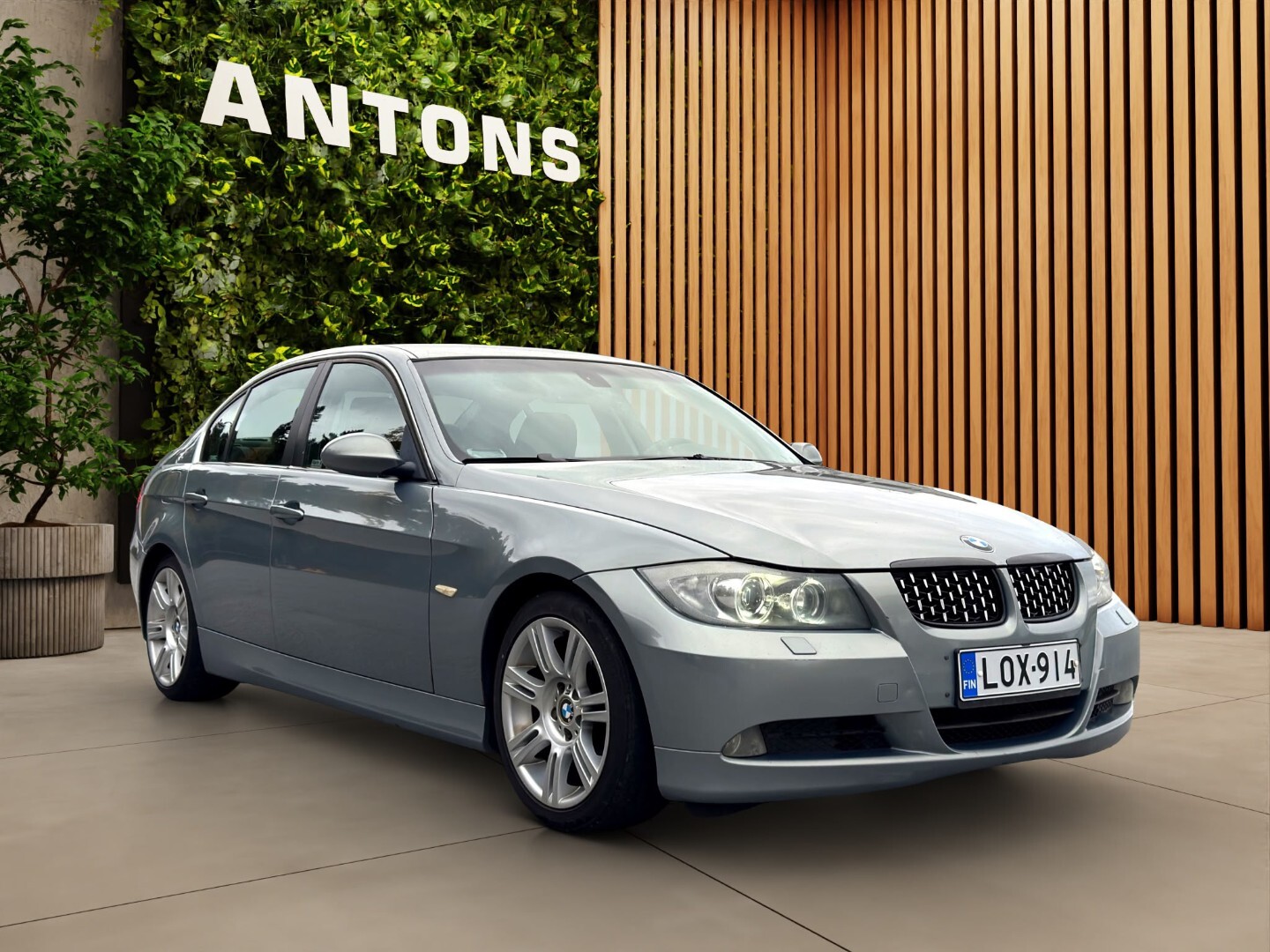 BMW 325