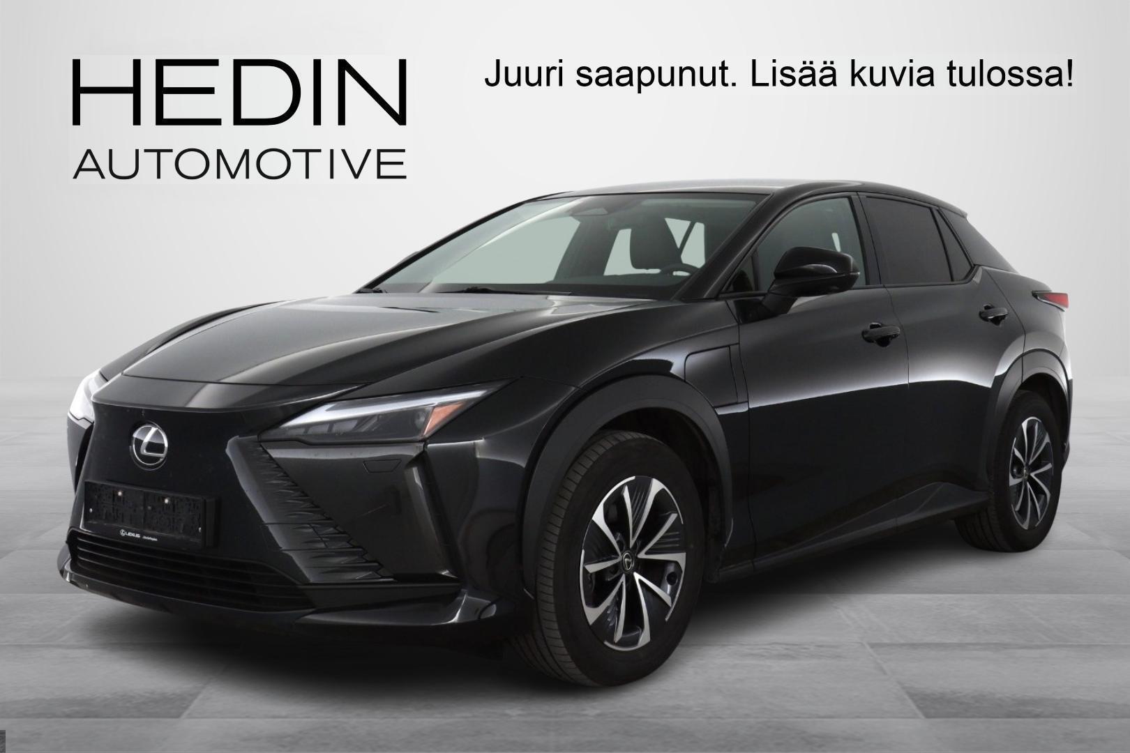 Lexus RZ