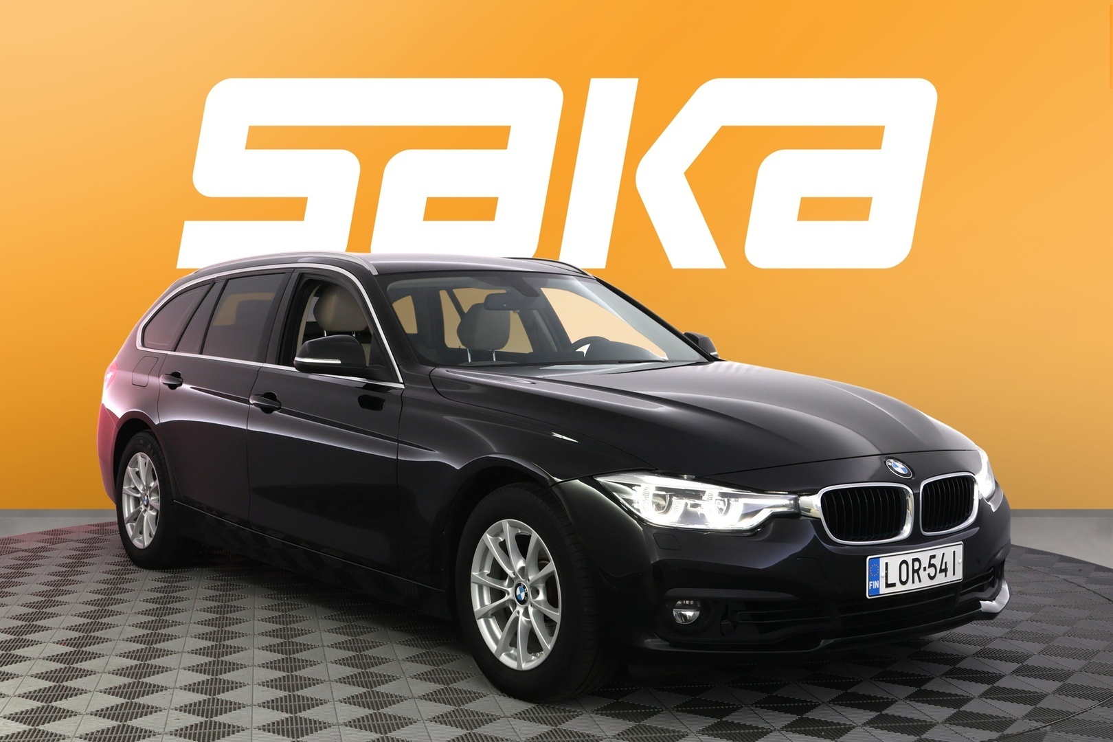 BMW 320