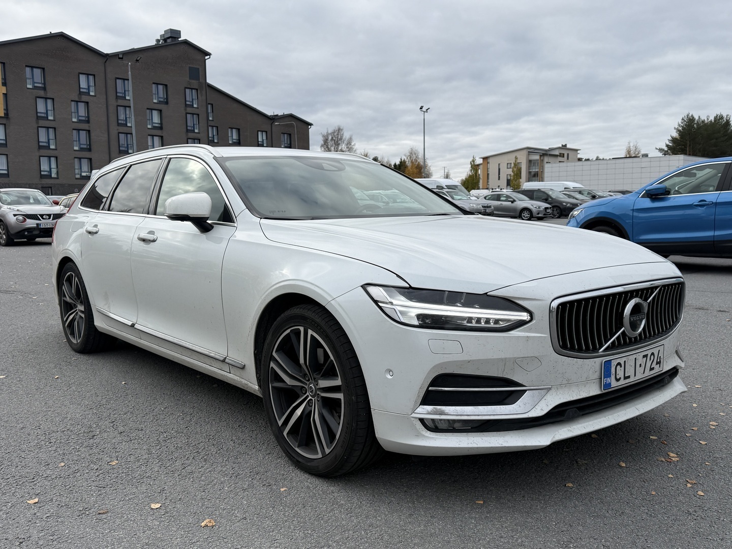 Volvo V90