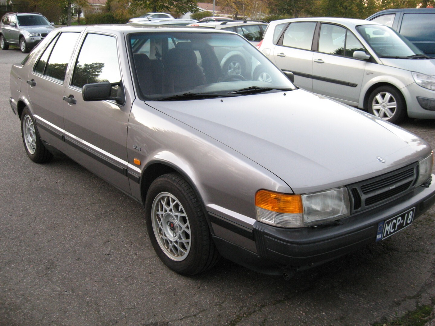 Saab 9000