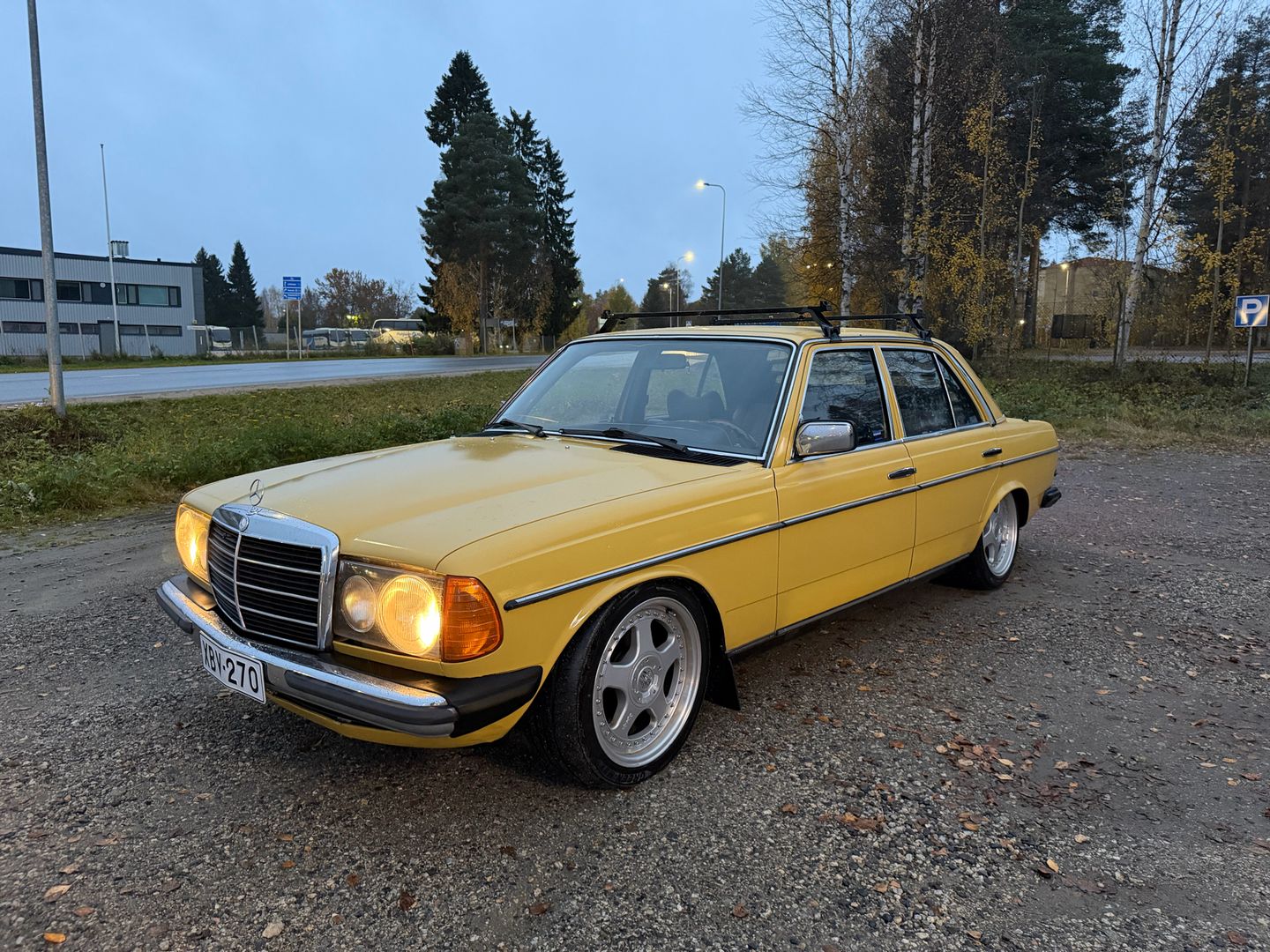 Mercedes-Benz 240