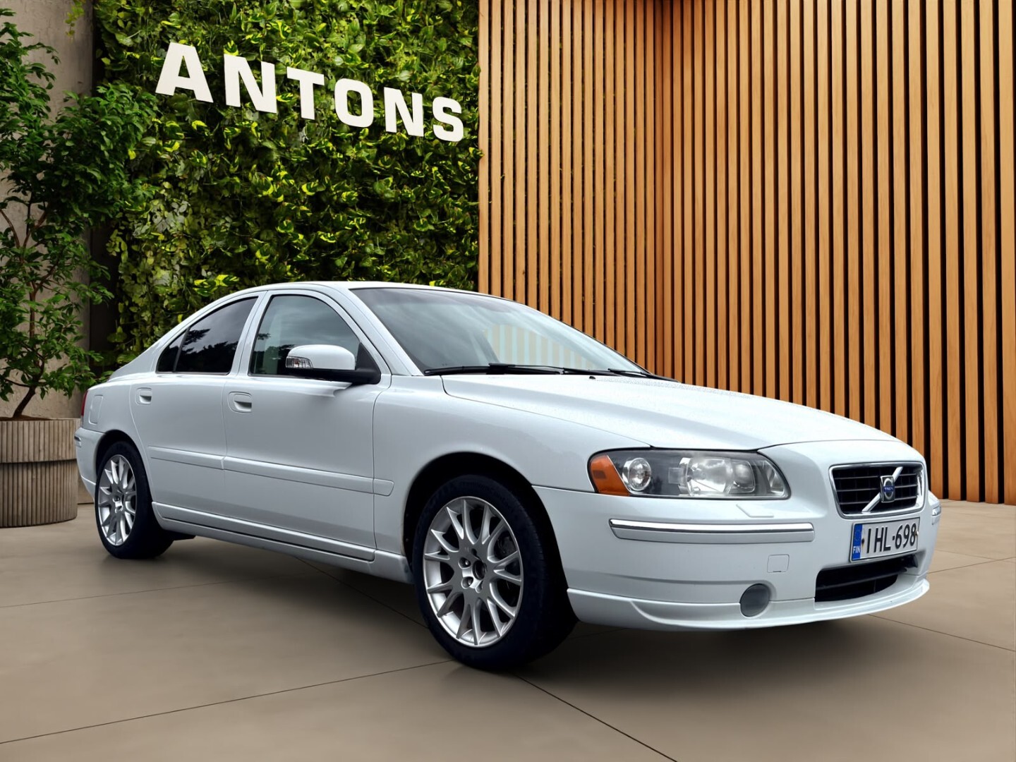 Volvo S60