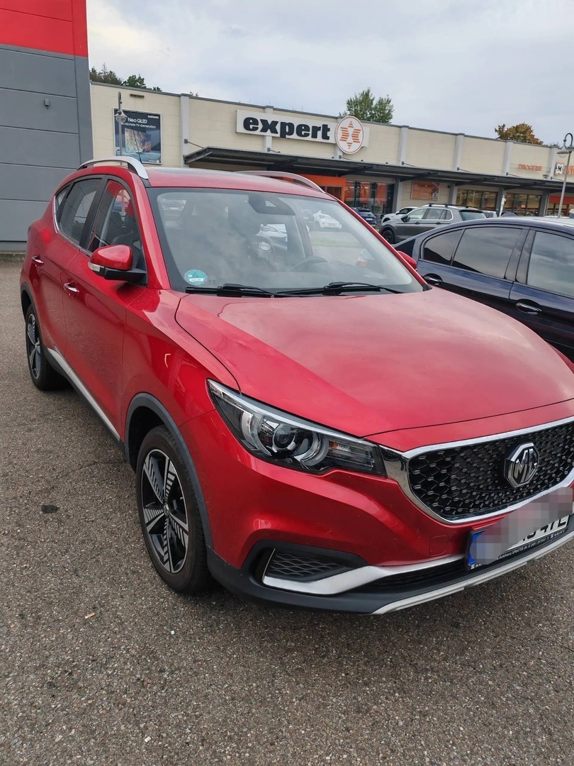 MG ZS