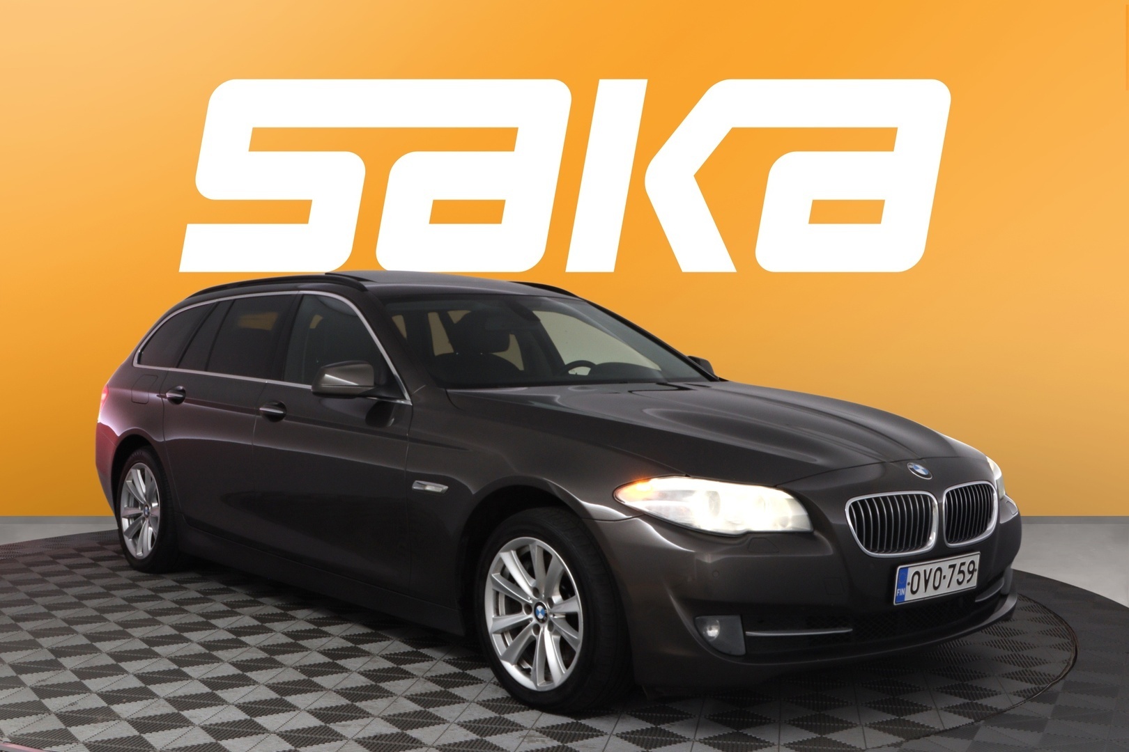 BMW 525