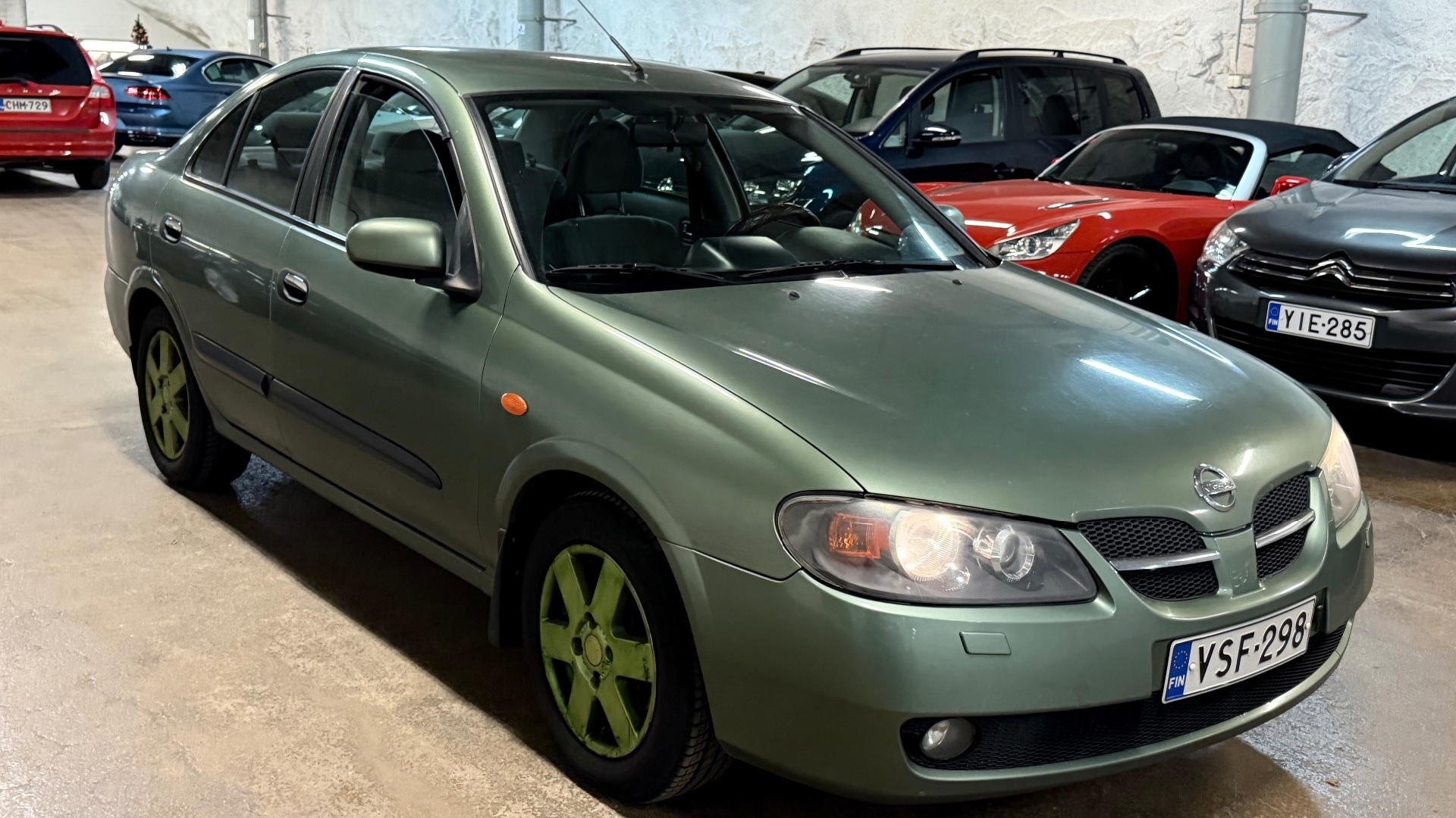 Nissan Almera
