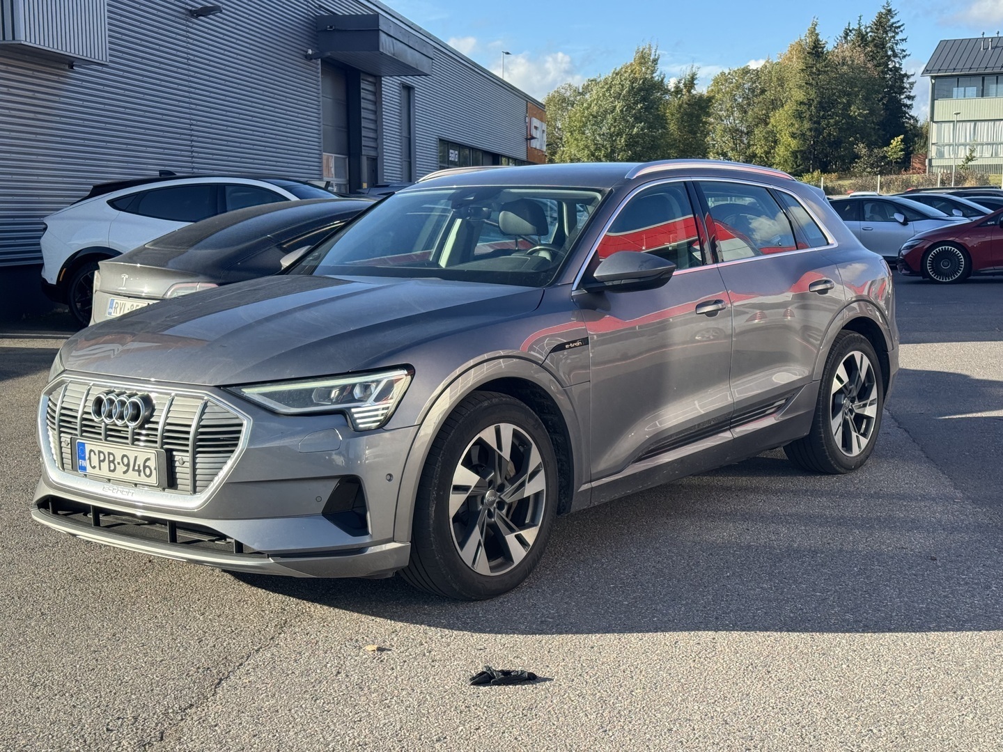 Audi e-tron