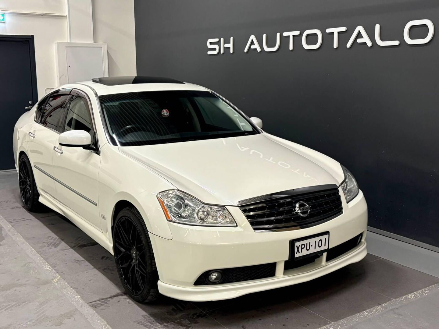 Nissan Fuga